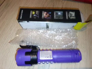 Linterna Táctica Zoom LED Recargable