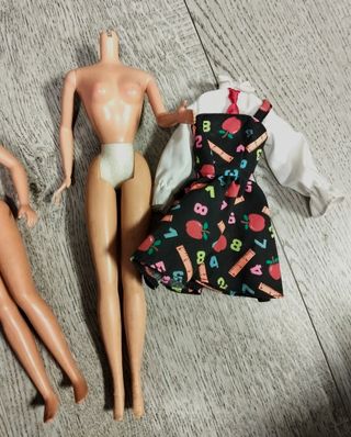 Barbie bambole senza testa e vestito set recupero