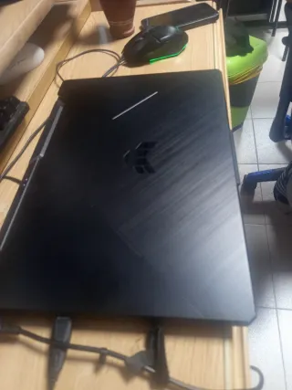 Ordenador ASUS Negro