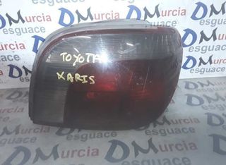 1091430 piloto trasero derecho toyota yaris verso