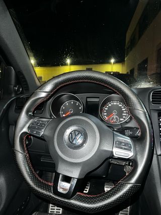 VOLKSWAGEN GOLF 6 GTI Full extras