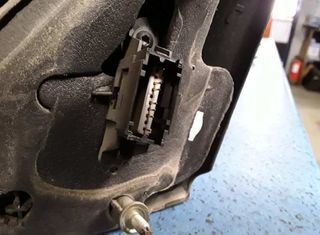 1039587 12313050 retrovisor derecho renault megane