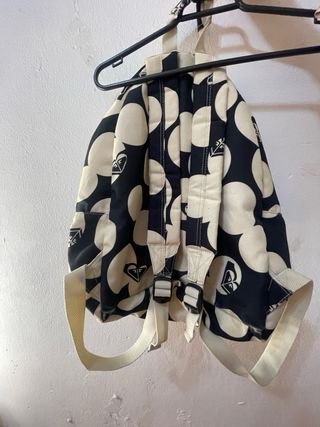 Mochila Roxy lunares beige y negra