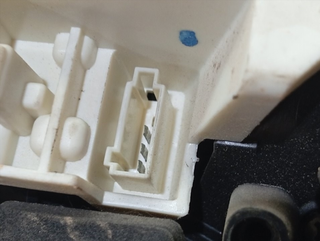 PILOTO TRASERO IZQUIERDO INTERIOR OPEL ASTRA J BE