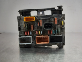 CAJA RELES / FUSIBLES CITROEN GRAND C4 PICASSO 9H