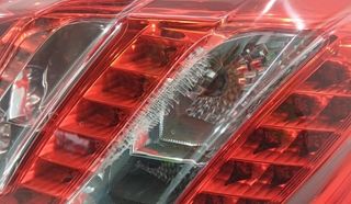 Peugeot 2591091 piloto tras der 9686293680 508