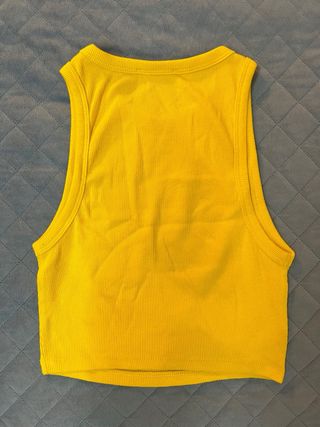 Tops Zara Amarelo, Azul e Bege