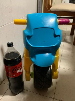 Moto correpasillos Feber