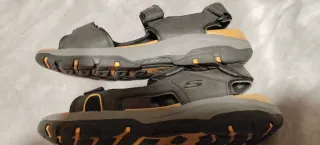 Sandalias Skechers Relaxed Fit Gris/Amarillo