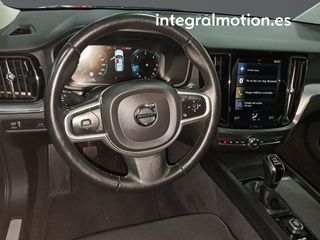 Volvo V60 2.0 D3 Momentum Pro