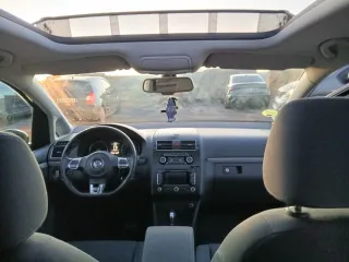 Volkswagen Touran 2012