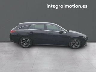 Mercedes CLA CLA 200 D DCT Shooting Brake AMG