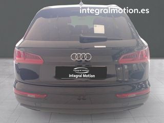 Audi Q5 30 TDI 5d
