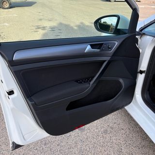 Volkswagen Golf 7 TDI ! ÚNICO PROPIETARIO !