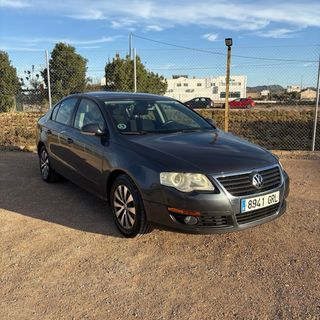 VOLKSWAGEN PASSAT 2.0 TDI ! UNICO PROPIETARIO !