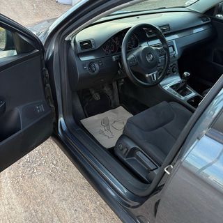 VOLKSWAGEN PASSAT 2.0 TDI ! UNICO PROPIETARIO !