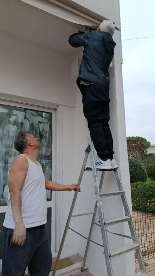 Manitas e limpeza: reparos e serviços garantidos.