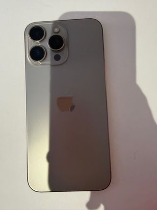 iPhone 15 Pro Max Plateado