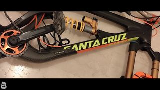 Santa Cruz carbon .tg M tratt.