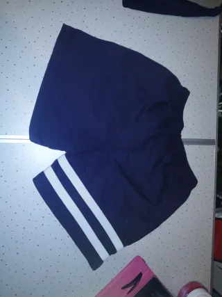 Pantalón corto deportivo Colegio Los Nogales T12