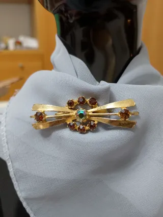 Spilla vintage anni '50 con strass aurora boreale