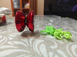 Yoyo Profesional Metálico Rojo Brillante + Accesor