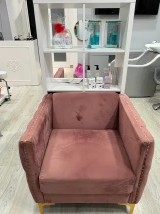 Estantería blanca de madera