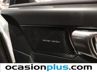 Volvo XC40 T3 Momentum 120 kW (163 CV)