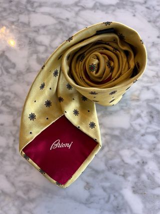 Corbata. Brioni .