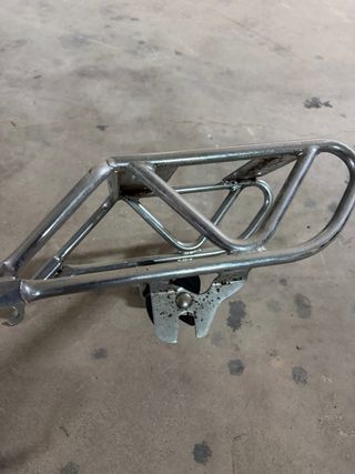 Soporte Tour Pack Desmontable Harley