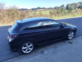 OPEL ASTRA GTC 1.9 CDTI 150 cv