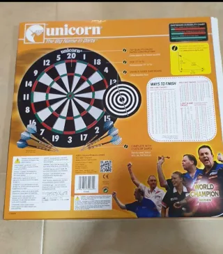 Diana de papel Unicorn XL 17 con dardos