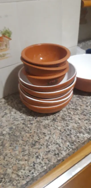 Set 9 scodelle terracotta e bianche