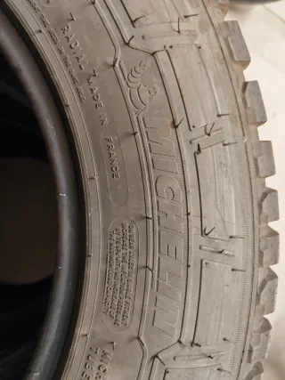 4 Neumáticos Invierno 225/65 R16 CP Michelin