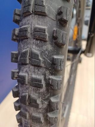 Bicicleta eléctrica montaña E-Expl 520 azul noche