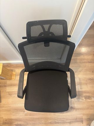 Silla de oficina ergonómica negra
