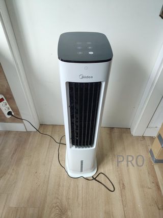 Ventilador con Refrigeración por Agua de 5L, Humidificador e Ionización