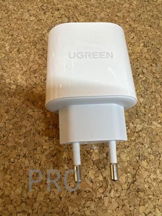 Caricabatteria da parete con doppia USB