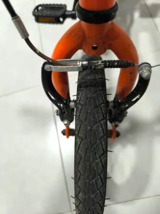 Bicicleta infantil naranja B-PRO