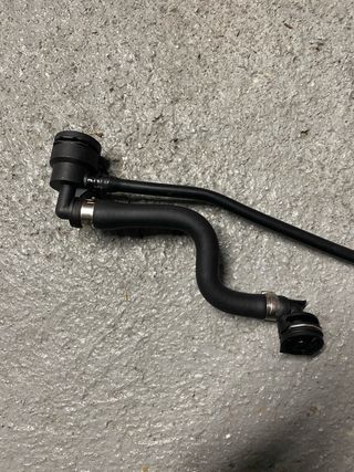 Conexión Refrigerante Mercedes W205 A2055016300