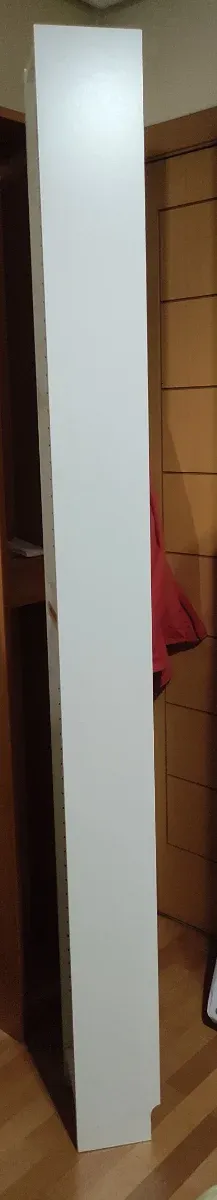 IKEA GNEDBY COLOR BLANCO