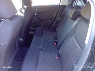 Peugeot 208 2014