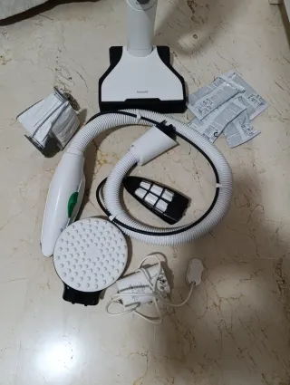 Aspiradora Kobold VK7 con accesorios