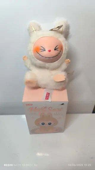 Labubus pack de 2 unidades.