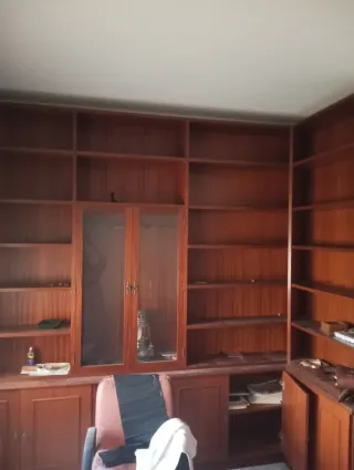 Escritorio y Librería de Madera
