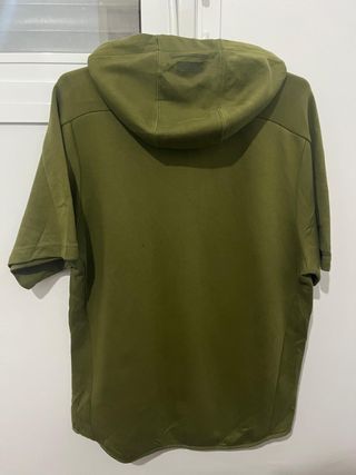 Chaqueta Puma con capucha verde militar