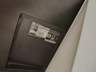 Televisor LG 22 Full HD LCD LED