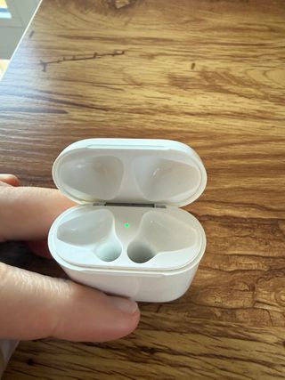 Estuche AirPods 2 Apple Blanco original