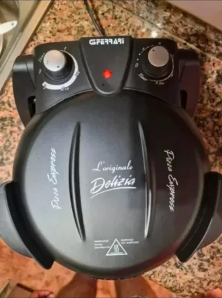 Pizza casera estilo italiano en 5 minutos