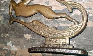 Insignia gacela BH bicicleta antigua